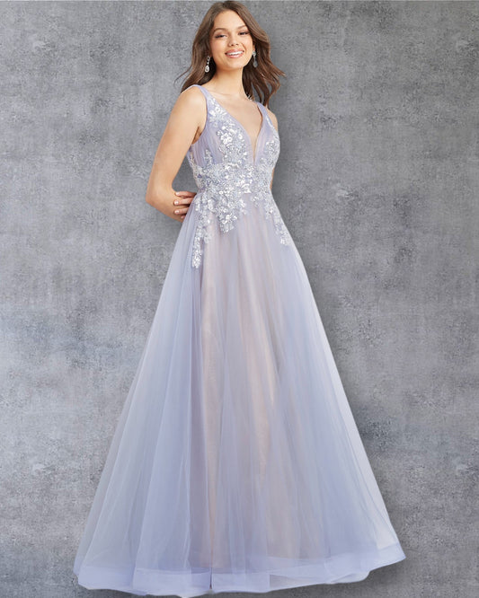 Vestido de fiesta Color Lavanda con Bordado Reluciente y Falda de Tul Brillante