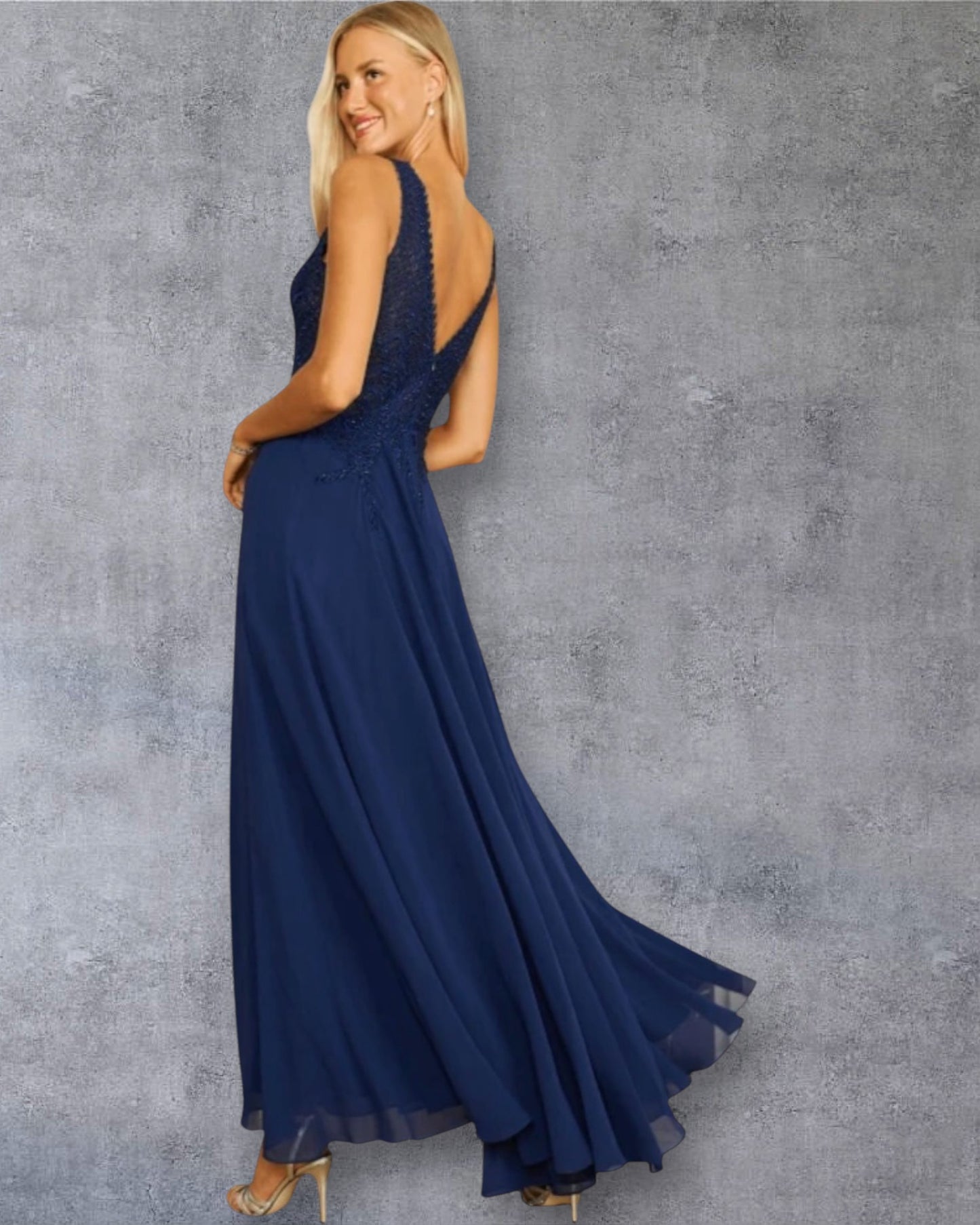 Vestido formal largo azul marino con falda fluida