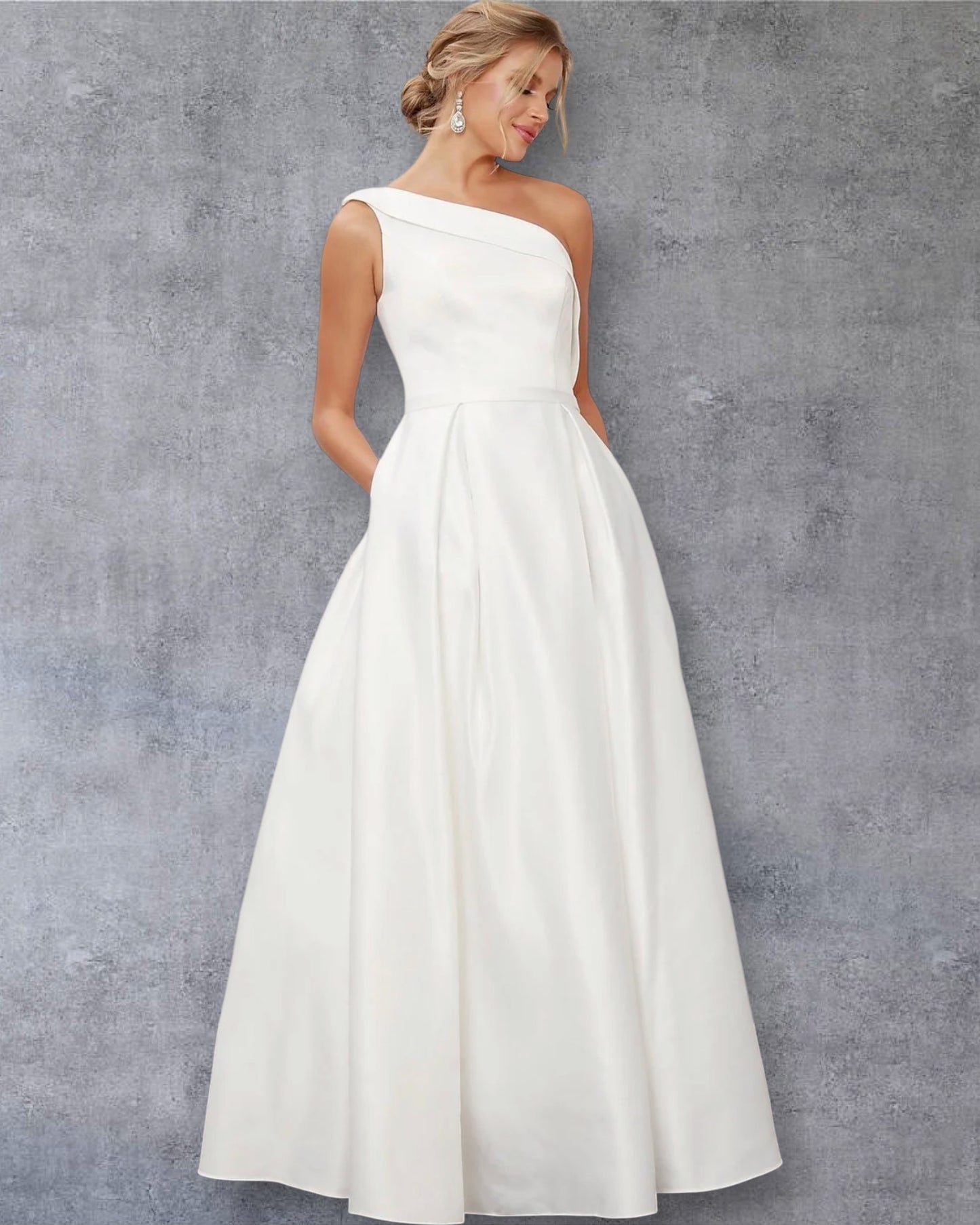 Vestido de Novia Asimétrico con Escote de Un Hombro y Falda de Mikado