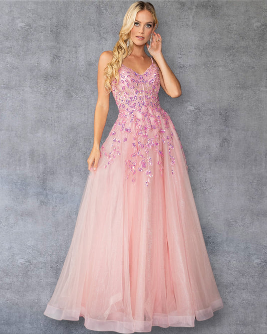 Vestido de fiesta de tul bordado con espalda recortada y detalle de cordones 